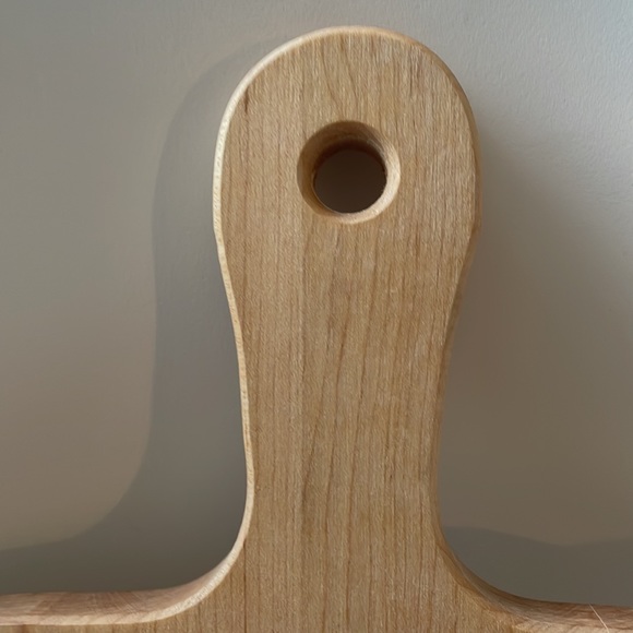 ✨NWOT bon appetite engraved wooden cutting board - Picture 10 of 10